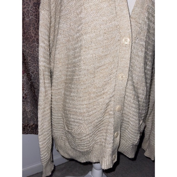 Women’s Cream & Tan Knitted Warm Button Sweater 🤎 - Picture 8 of 13